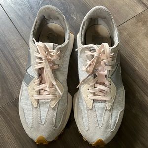 New Balance 327 in oatmeal with pale pink laces and silver N